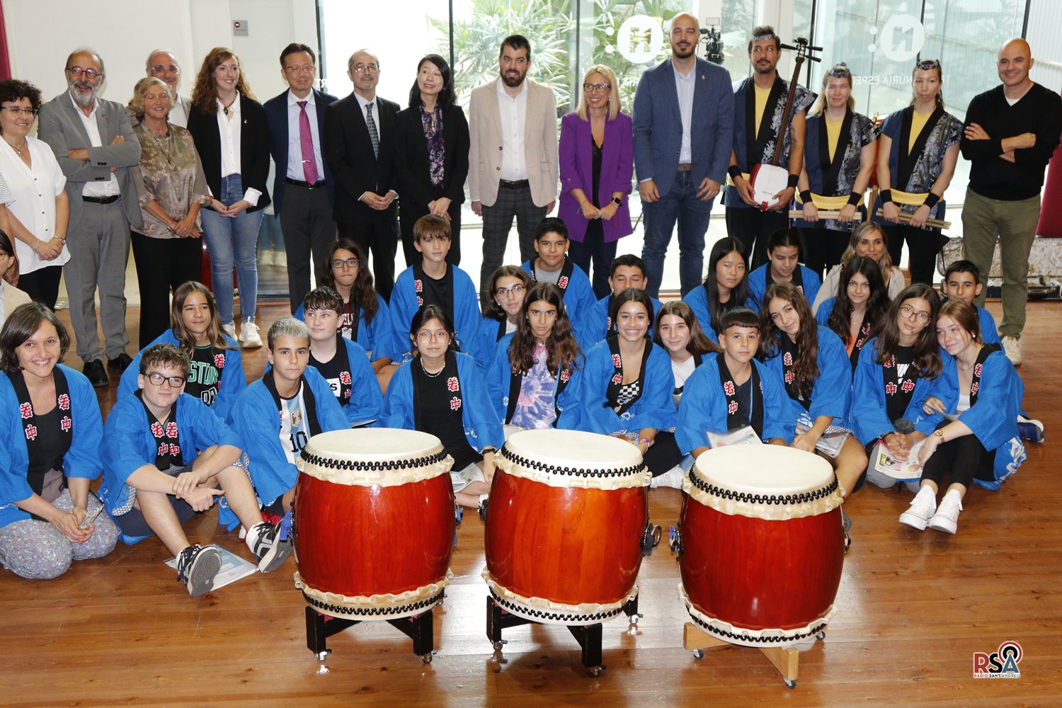  El cònsol del Japó visita Sant Andreu de la Barca coincidint amb l’inici de les classes de llengua japonesa a l’Institut Montserrat Roig