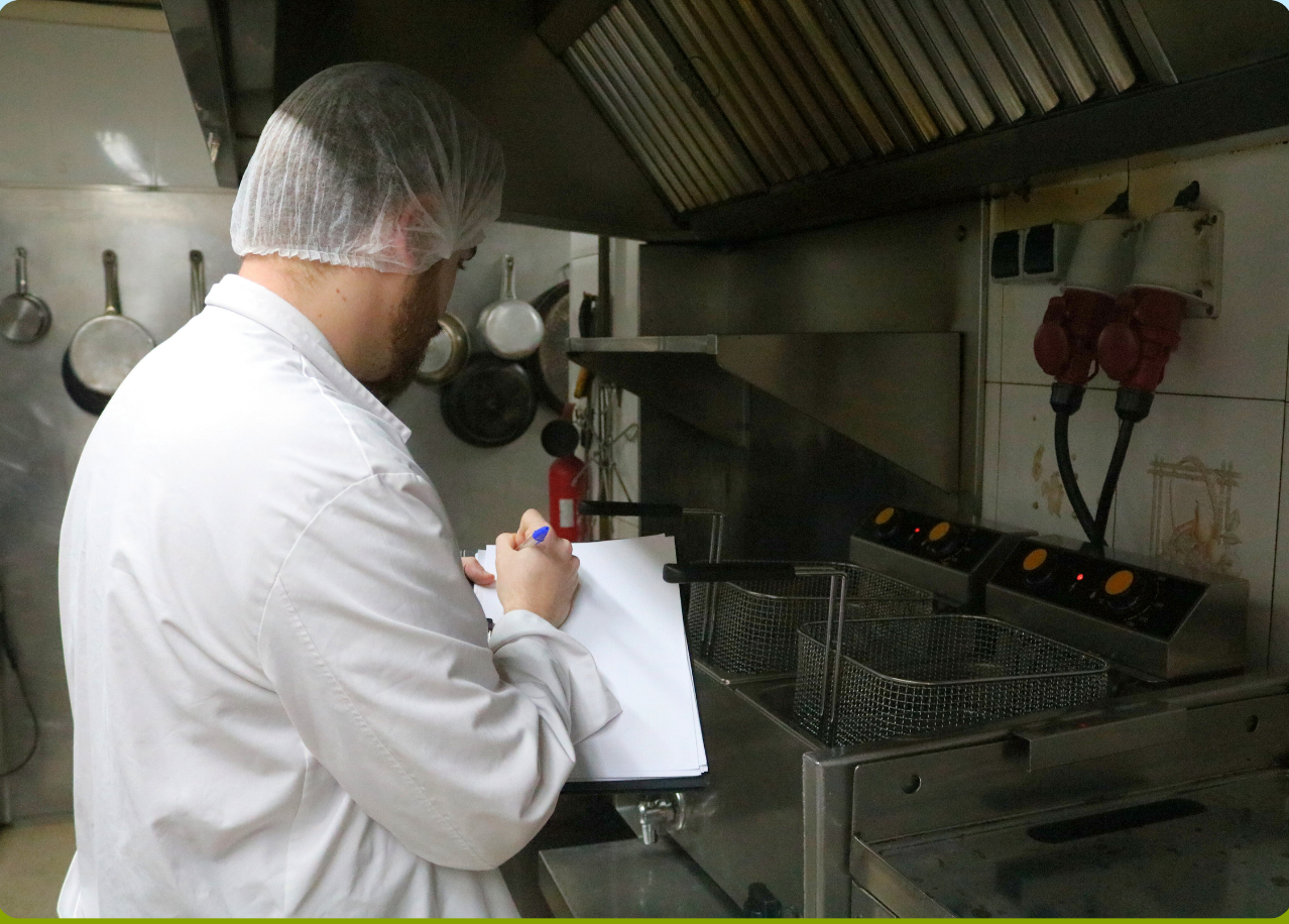 Imatge de la notícia: L’Ajuntament realitza inspeccions sanitàries als establiments alimentaris de Sant Andreu