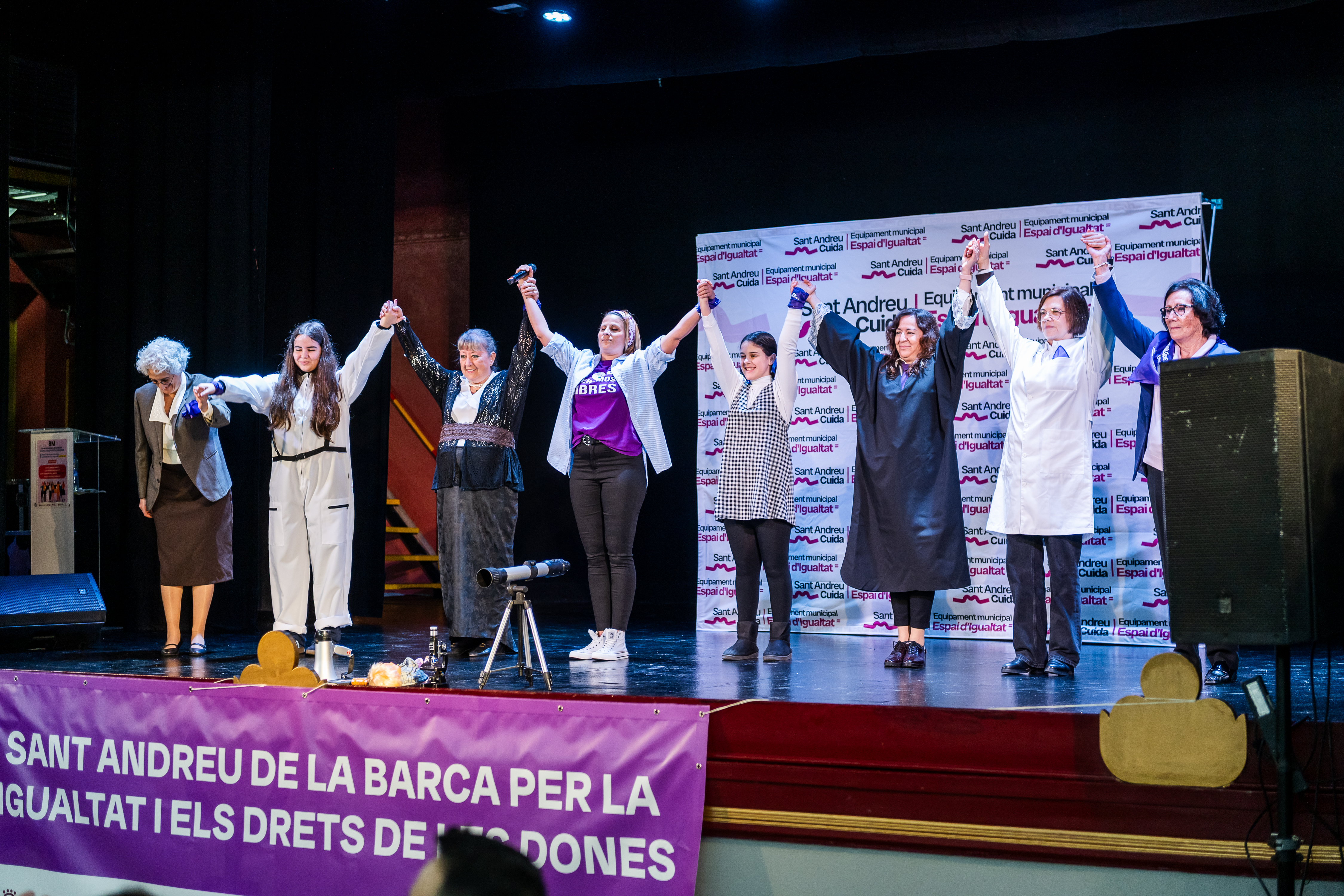 Imatge de la notícia:  Ja està oberta l’enquesta de valoració de les activitats del 8M